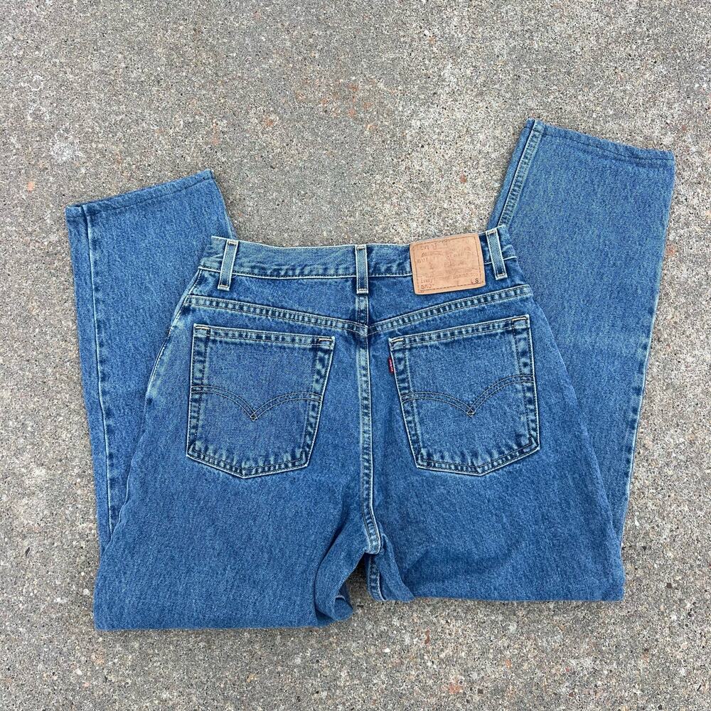 Vintage Y2K Levi’s 550 Womens relaxed fit tapered leg jeans 10 Mis S
